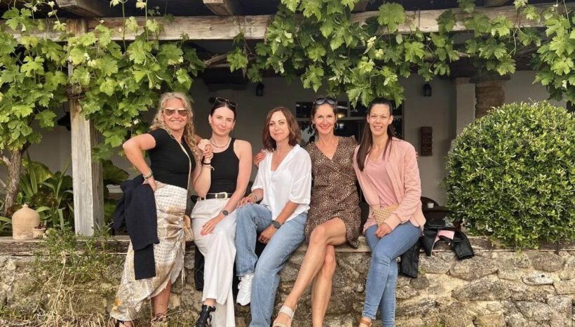 Retreat Abendessen Gruppenfoto Andalusien